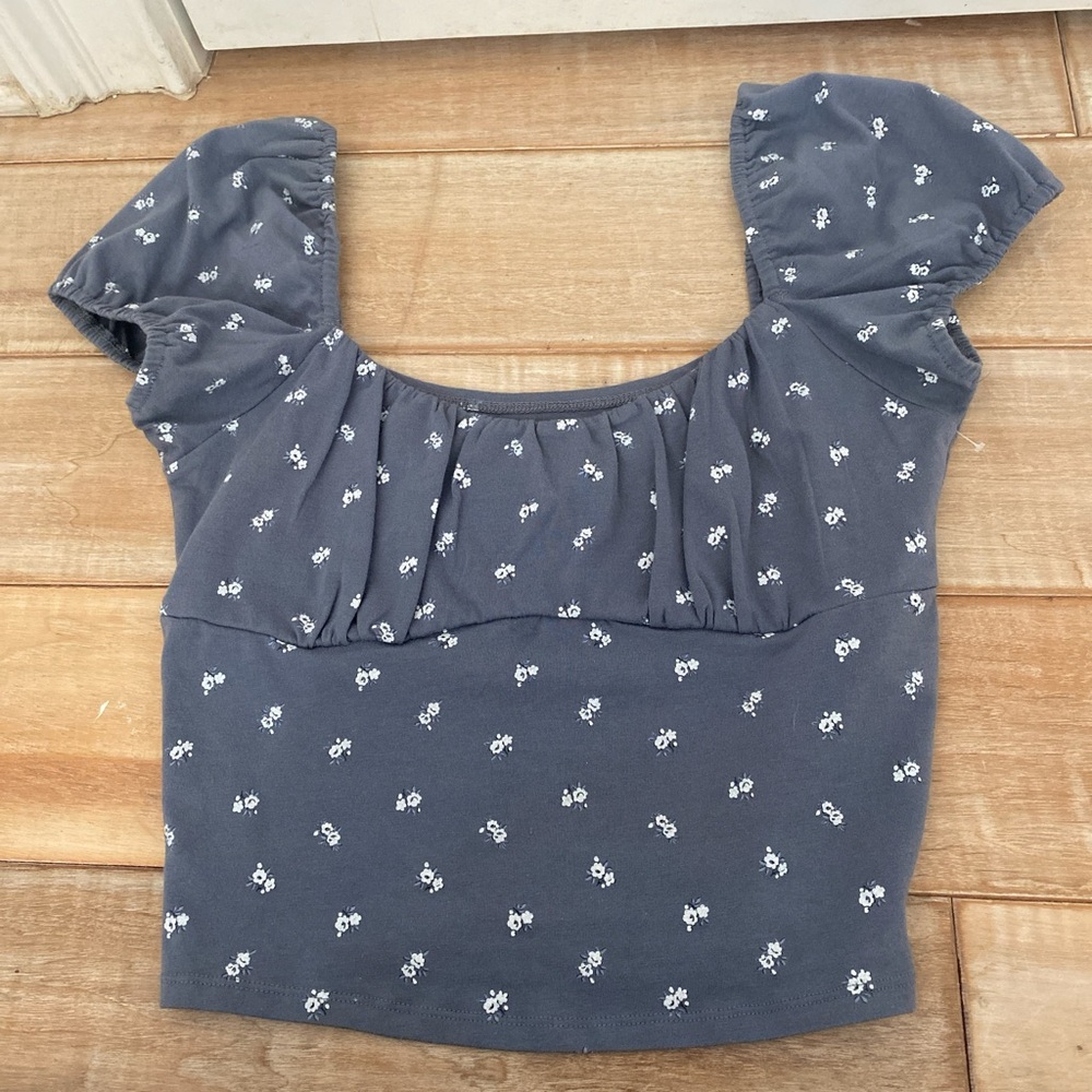 Hollister Blue Floral Puff Sleeve Blouse